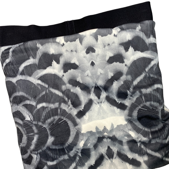 LULULEMON Womens Size 6 Wunder Under Pant SE Dance Crops Pretty Plum Angel Wing - Picture 6 of 8